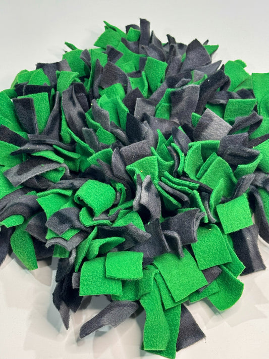 Black and Green Snuffle Mat