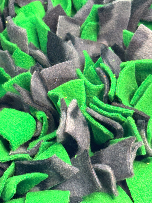 Black and Green Snuffle Mat